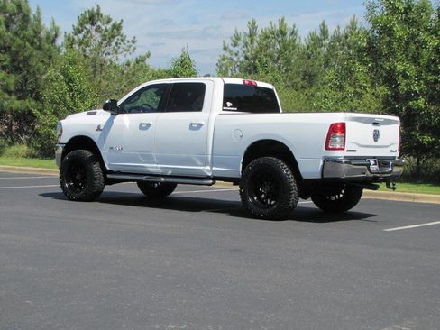 Used 2022 RAM 2500 Big Horn AWD/4WD image 7