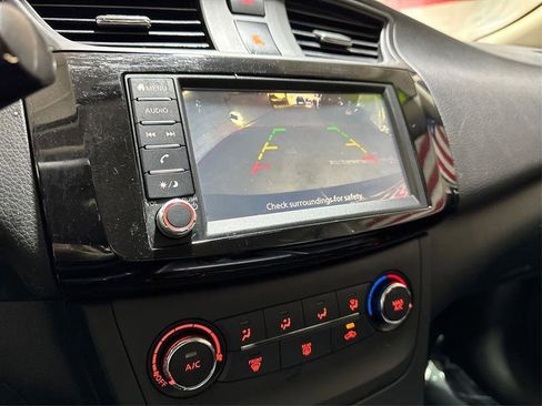 Used 2019 Nissan Sentra S image 28