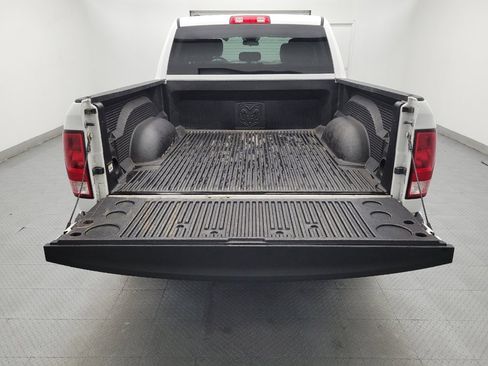 Used 2022 RAM 1500 Classic SLT RWD image 29