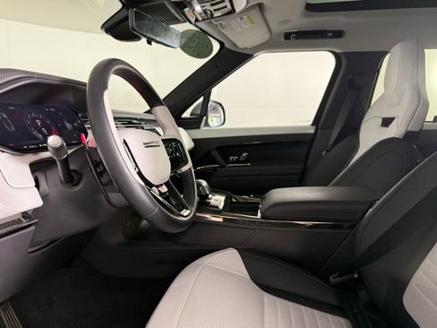 Used 2025 Land Rover Range Rover Sport SV Edition Two AWD/4WD image 34