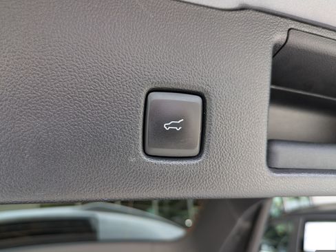 Used 2023 Ford Escape ST-Line w/ Tech Pack #1 FWD image 14