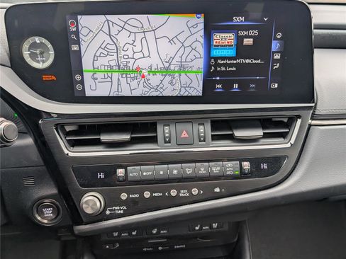 Used 2022 Lexus ES 350 w/ Premium Package image 26