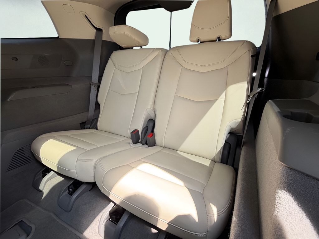 Used 2020 Cadillac XT6 Premium Luxury FWD image 22