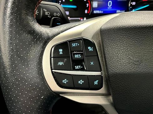 Used 2022 Ford Explorer Timberline image 11