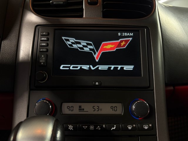 Used 2006 Chevrolet Corvette Coupe w/ Preferred Equipment Group RWD image 28