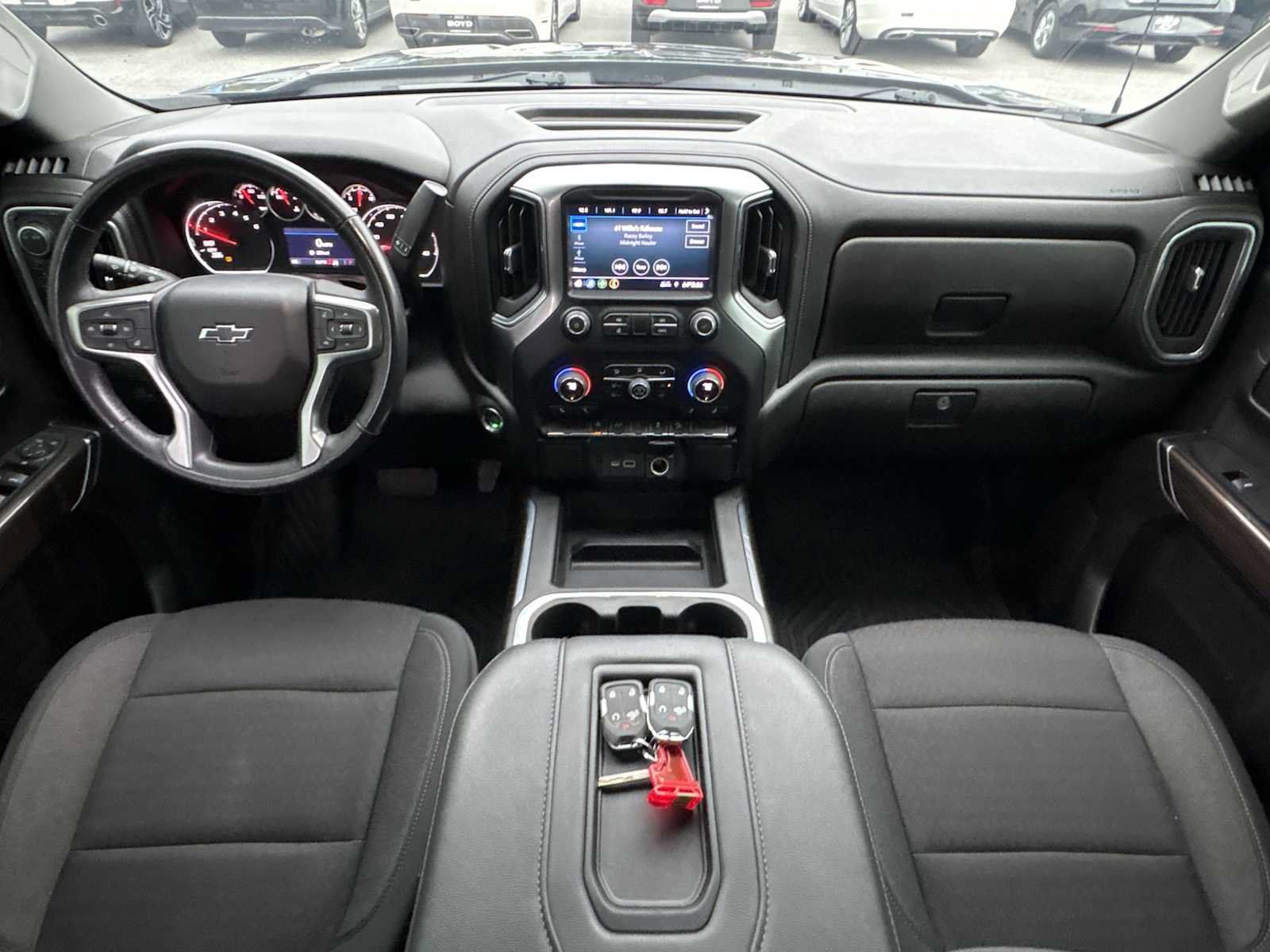 Used 2022 Chevrolet Silverado 1500 RST AWD/4WD image 19