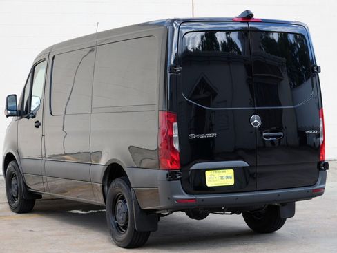 Used 2026 Mercedes-Benz Sprinter 2500 image 40