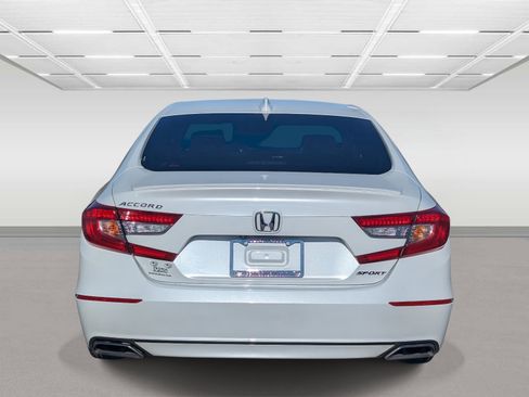 Used 2019 Honda Accord Sport image 4