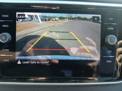 Used 2022 Volkswagen Atlas SE FWD image 23