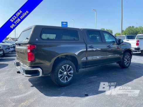 Used 2023 Chevrolet Silverado 1500 LT AWD/4WD image 7