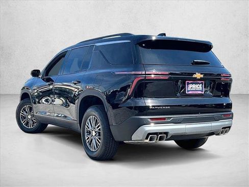 Used 2026 Chevrolet Traverse LT FWD image 13