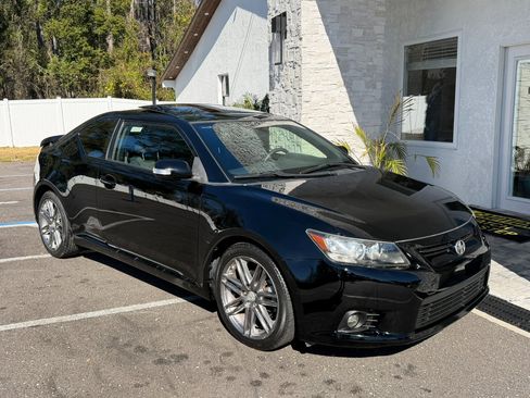 Used 2013 Scion tC image 17