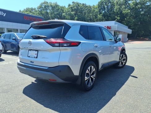 Certified 2022 Nissan Rogue SV AWD/4WD image 5