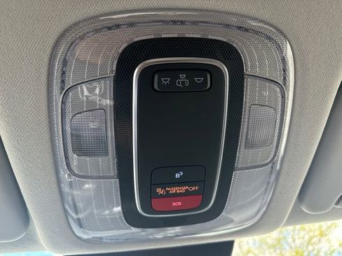 Certified 2024 Hyundai Kona SEL AWD/4WD image 35