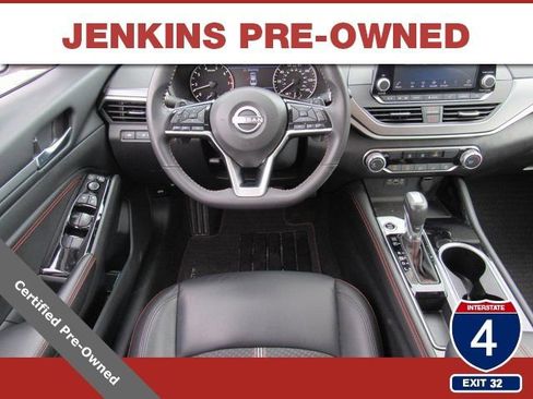 Certified 2023 Nissan Altima 2.5 SR image 10