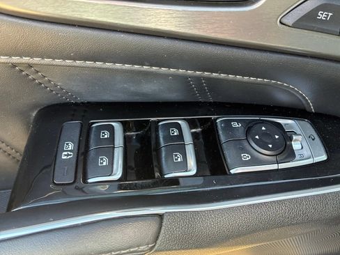 Used 2022 Kia Sorento SX FWD image 7