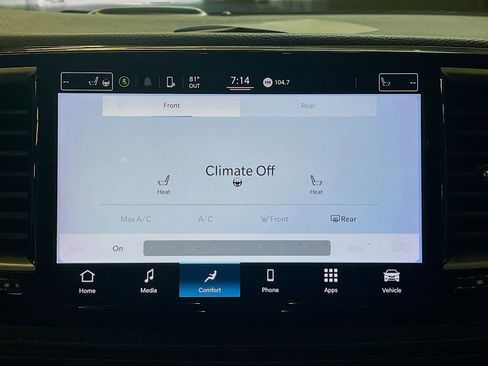 Used 2022 Chrysler Pacifica Touring-L FWD image 19