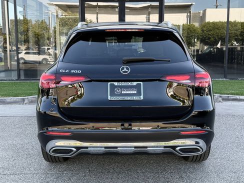 Used 2024 Mercedes-Benz GLC 300 image 13
