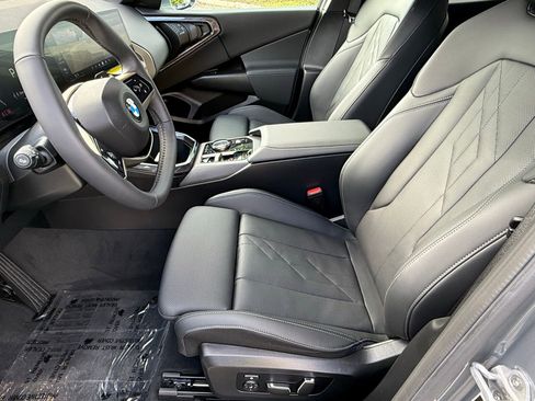 Used 2025 BMW X3 xDrive30i w/ Premium Package image 23