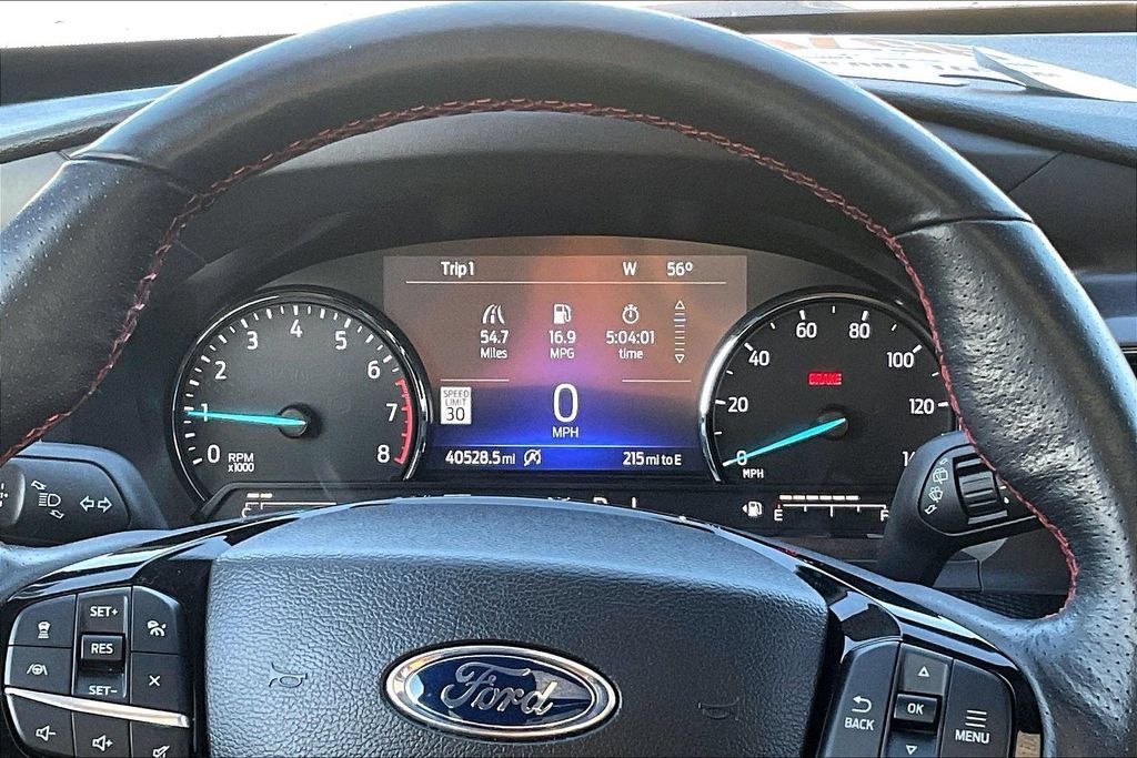 Used 2024 Ford Explorer ST-Line w/ Class IV Trailer Tow Package AWD/4WD image 19