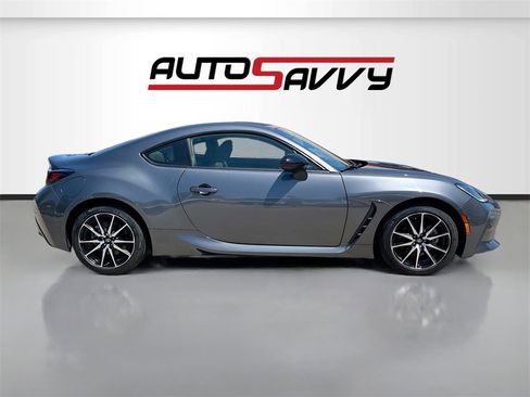 Used 2022 Toyota GR86 image 8
