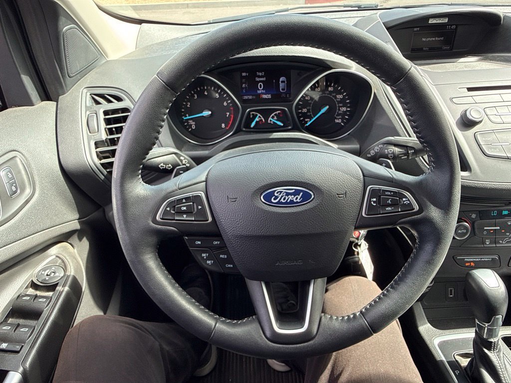 Used 2017 Ford Escape SE w/ SE Sport Appearance Package AWD/4WD image 9