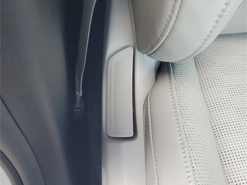 New 2026 Kia Sorento S image 14