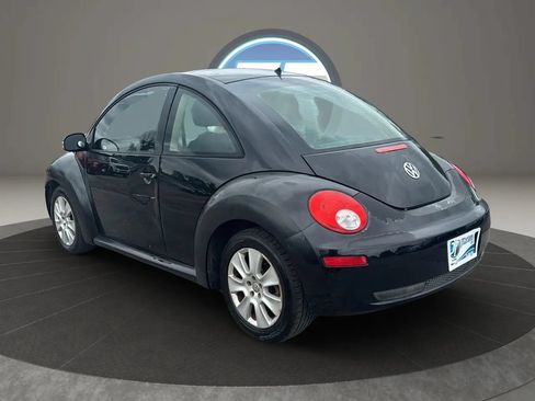 Used 2008 Volkswagen Beetle S FWD image 8