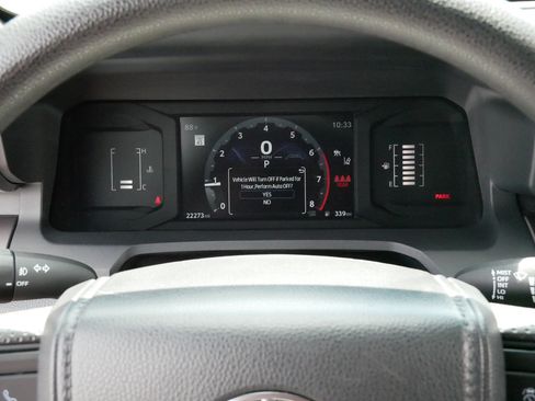 Certified 2025 Toyota Tacoma SR5 AWD/4WD image 21