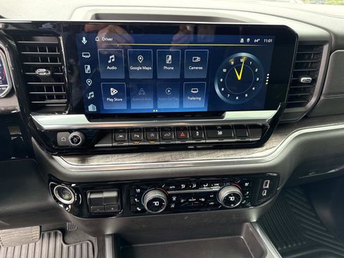 Used 2025 Chevrolet Silverado 1500 LTZ w/ Technology Package image 24