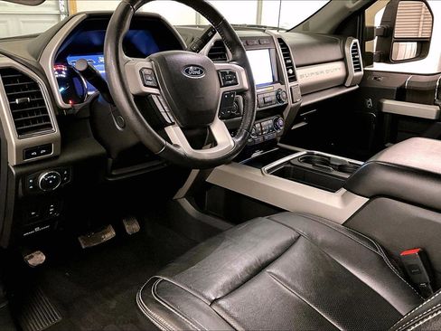 Certified 2020 Ford F250 Lariat w/ Lariat Ultimate Package image 12