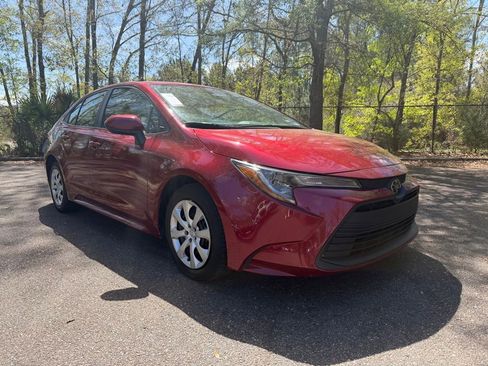 Used 2024 Toyota Corolla LE image 1