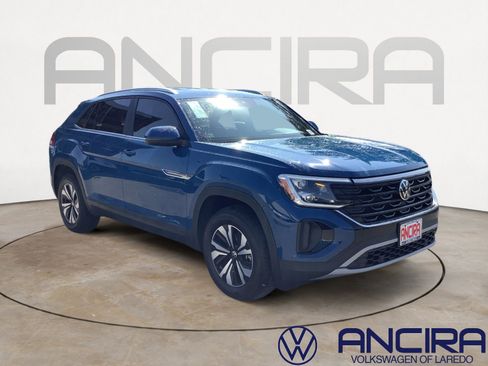 New 2026 Volkswagen Atlas Cross Sport SE image 1