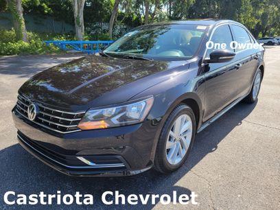 Used 2018 Volkswagen Passat 2.0T SE