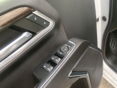 Used 2023 GMC Sierra 1500 Elevation image 14