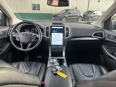 Used 2024 Ford Edge Titanium AWD/4WD image 26