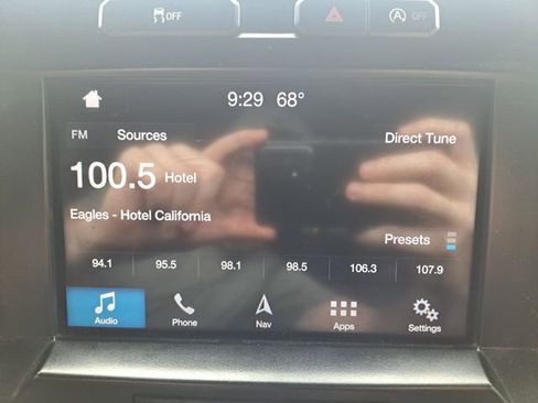 Used 2017 Ford F150 XLT w/ Equipment Group 302A Luxury image 24