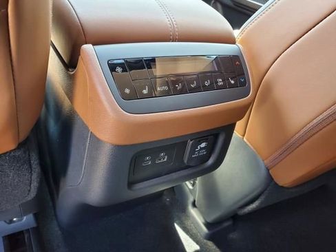 New 2025 Nissan Pathfinder Platinum w/ Cargo Package image 12