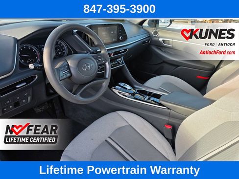 Used 2022 Hyundai Sonata SE w/ Preferred Accessory Package image 17