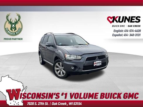 Used 2010 Mitsubishi Outlander XLS image 1