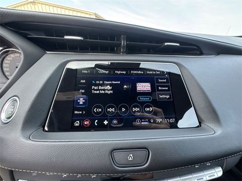 Used 2023 Cadillac XT4 Luxury image 14