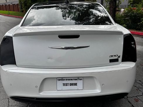 Used 2015 Chrysler 300 S w/ 300S Premium Group RWD image 20