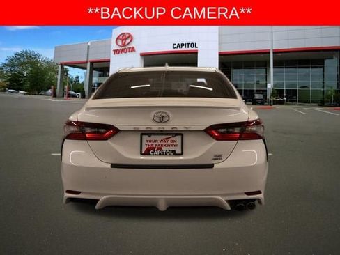 Used 2023 Toyota Camry SE AWD/4WD image 4