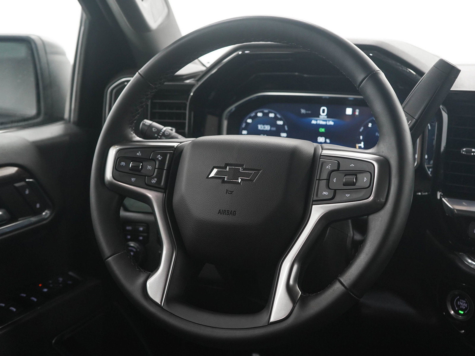 Used 2023 Chevrolet Silverado 1500 RST AWD/4WD image 17