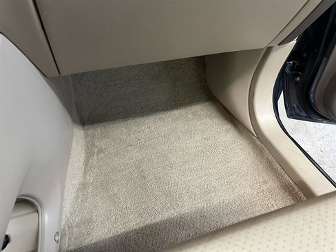 Used 2005 Toyota Highlander Limited image 35