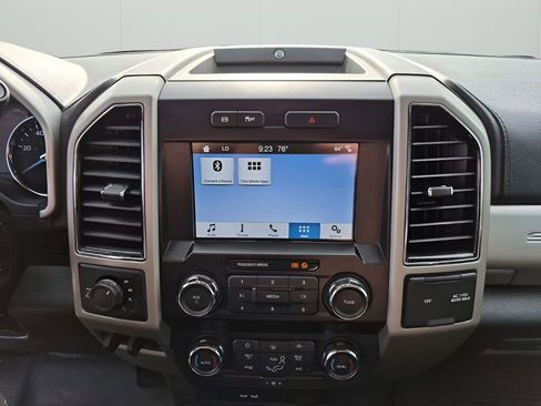 Used 2019 Ford F250 Lariat AWD/4WD image 38