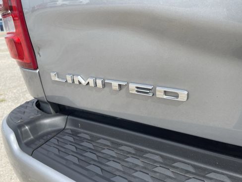 Used 2020 RAM 3500 Limited image 13