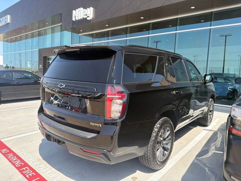 Used 2023 Chevrolet Tahoe Z71 AWD/4WD image 4