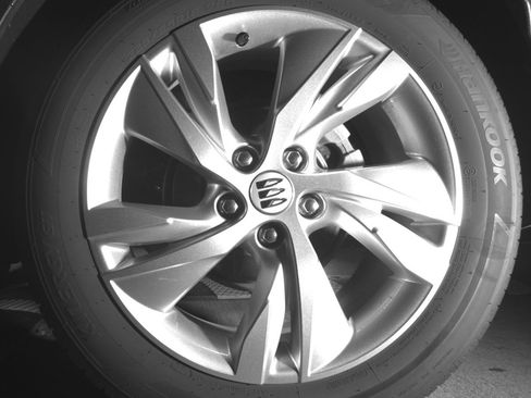 Used 2025 Buick Encore GX Preferred image 13