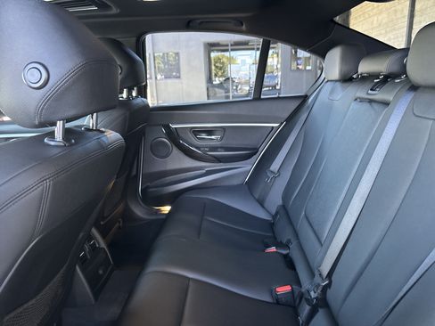 Used 2016 BMW 328i Sedan RWD image 31